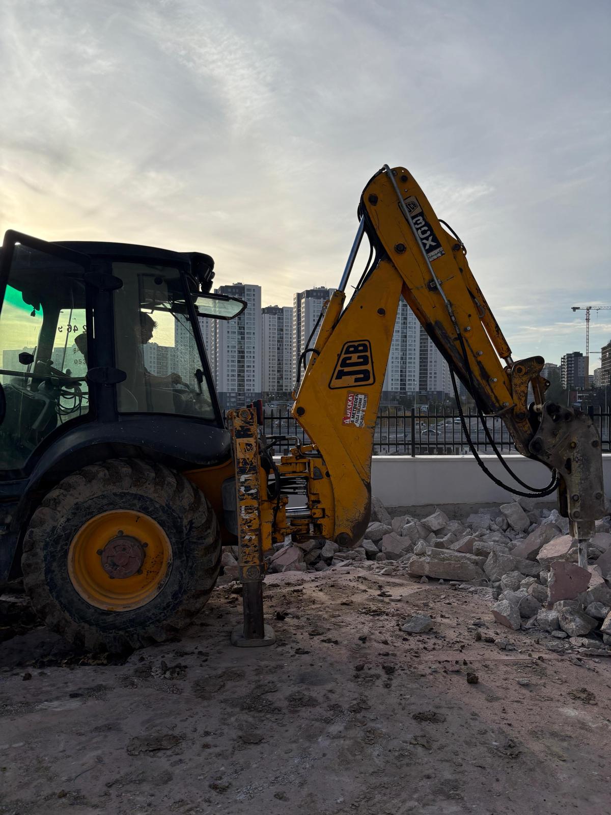 Bağoğlu Hafriyat İş Makineleri